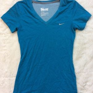blue nike top
